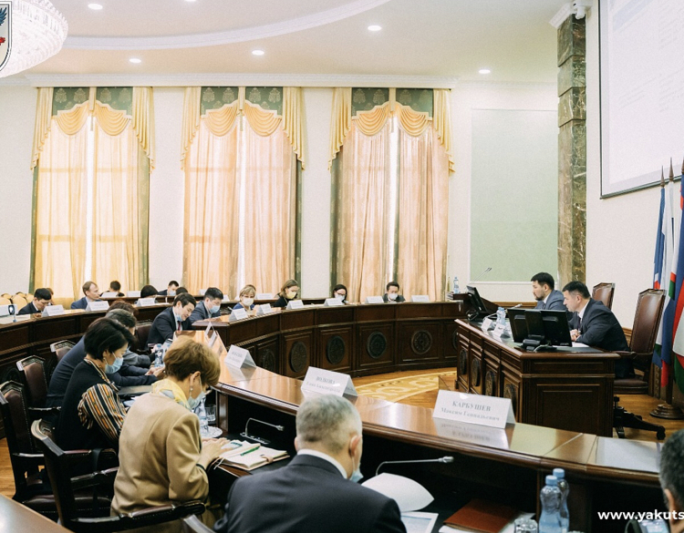 Правительство Якутии и Окружная администрация Якутска обсудили актуальные вопросы развития столицы