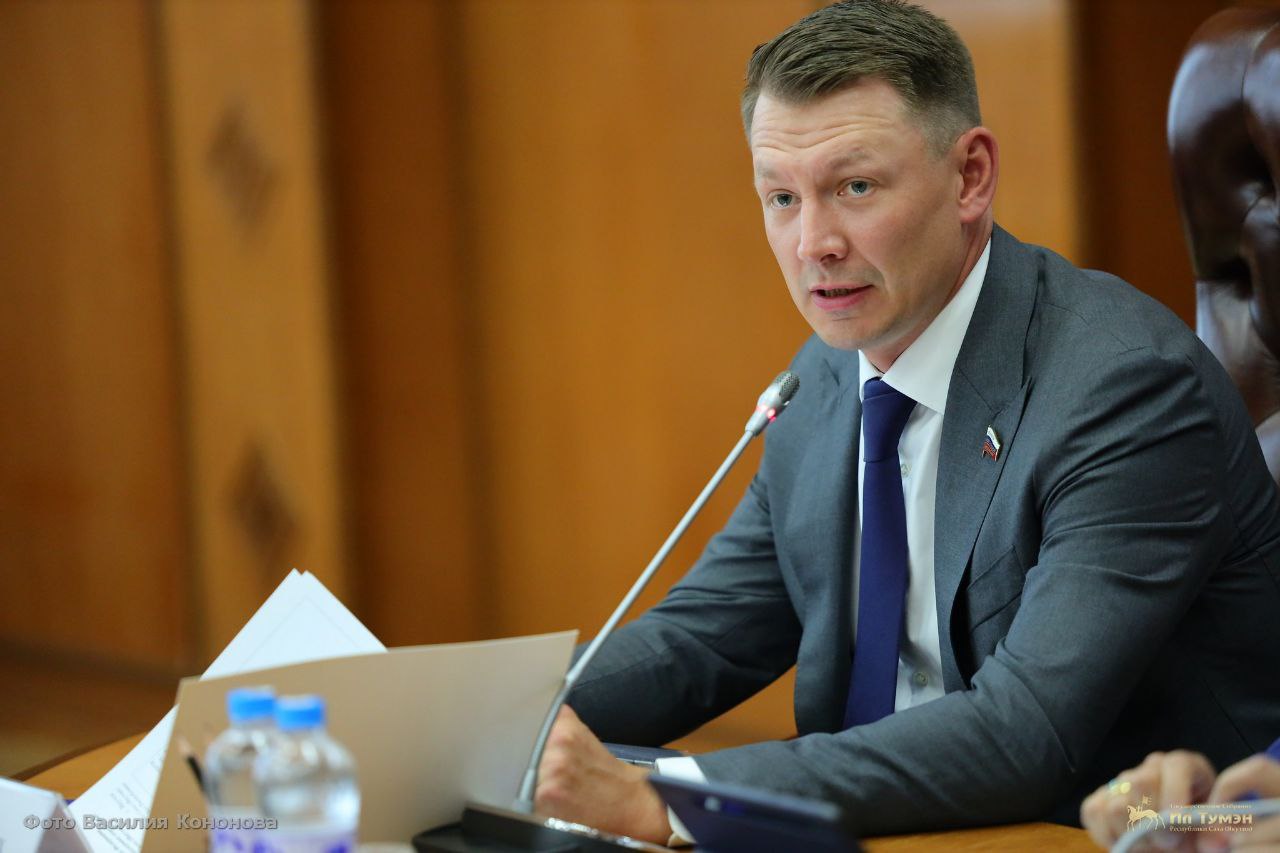 Якутия – один из лидеров по развитию и благоустройству сёл, заявил сенатор Александр Двойных