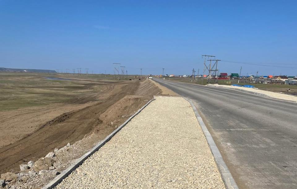 В Якутии на объекте нацпроекта «ИДЖ» приступают к асфальтированию дороги