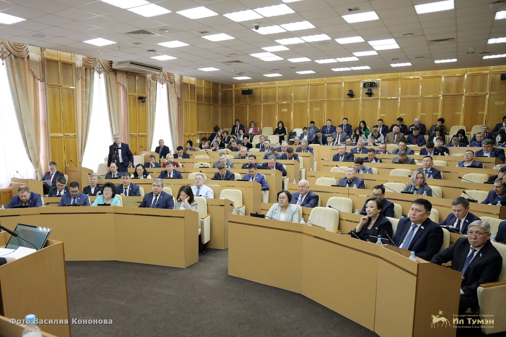 Парламент Якутии выразил несогласие с публичными высказываниями депутата Александра Иванова*