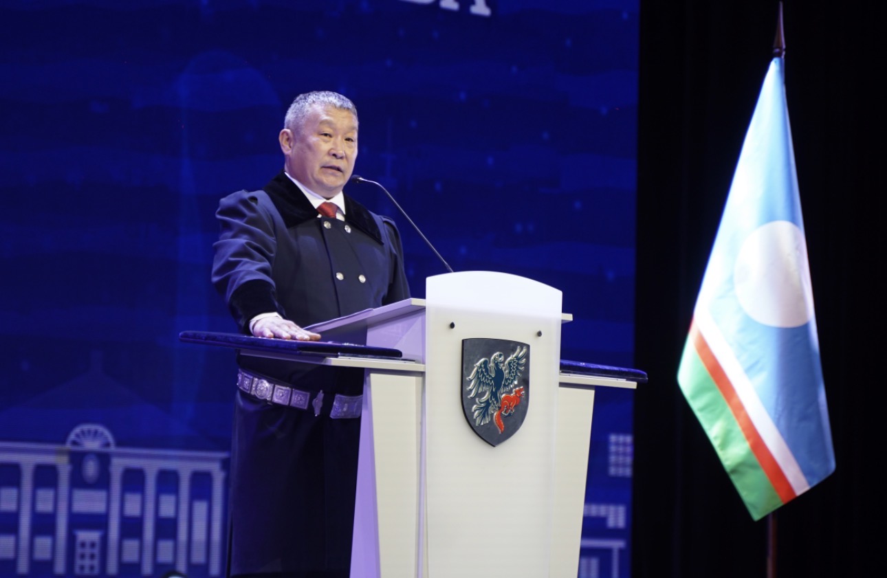 Дмитрий Садовников официально вступил в должность главы Якутска