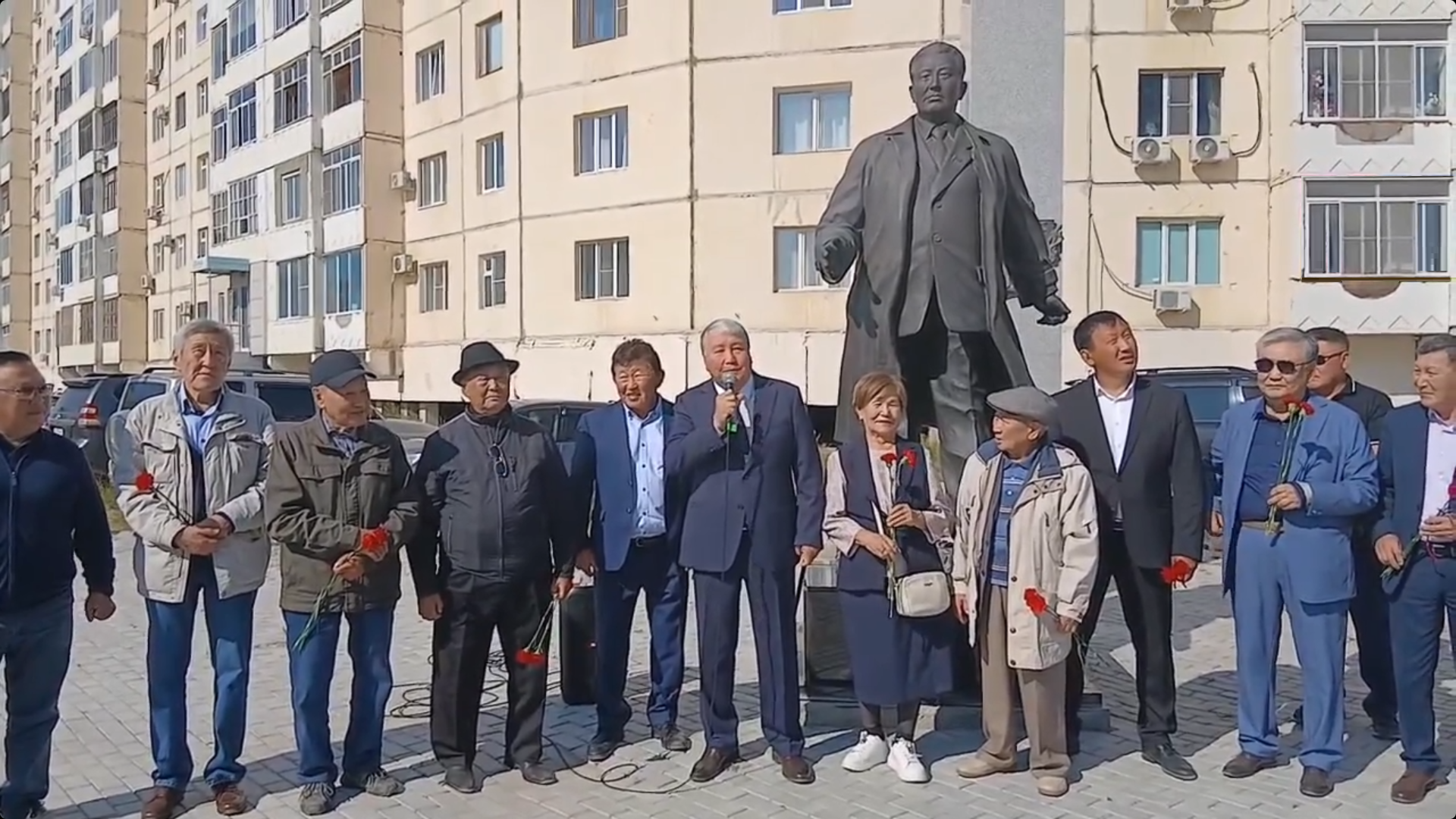 В Якутии почтили память выдающегося государственного деятеля Семёна Захаровича Борисова