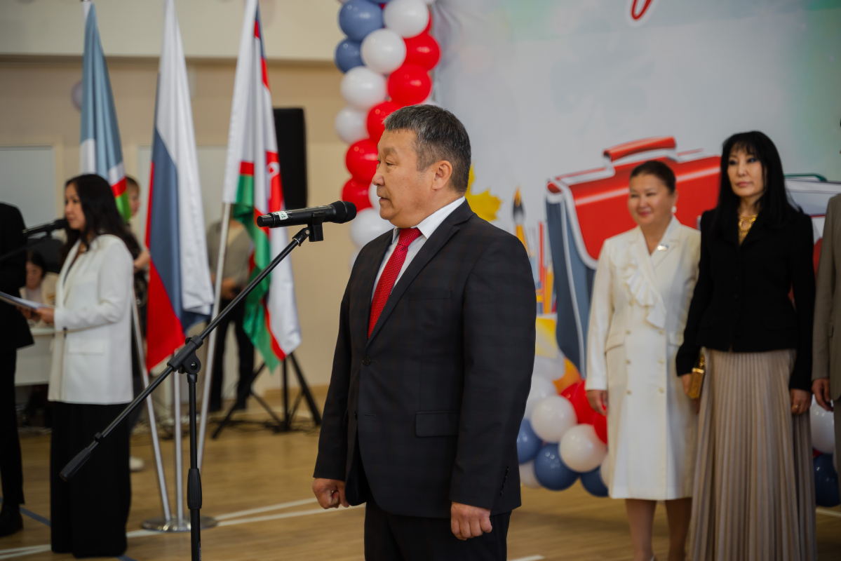 В День знаний открыли новое здание школы №1 в Якутске