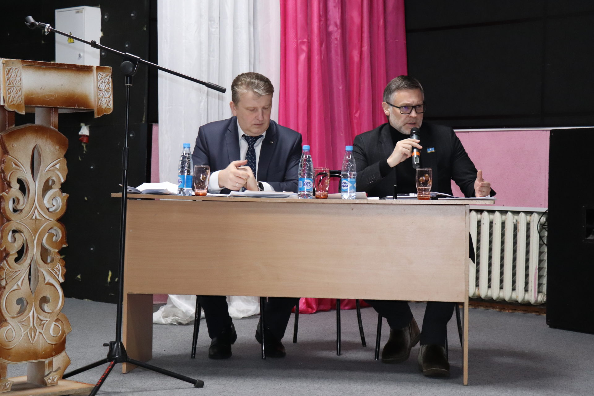 В Томмоте Алданского района прошел один из первых отчётов правительства за 2018 год