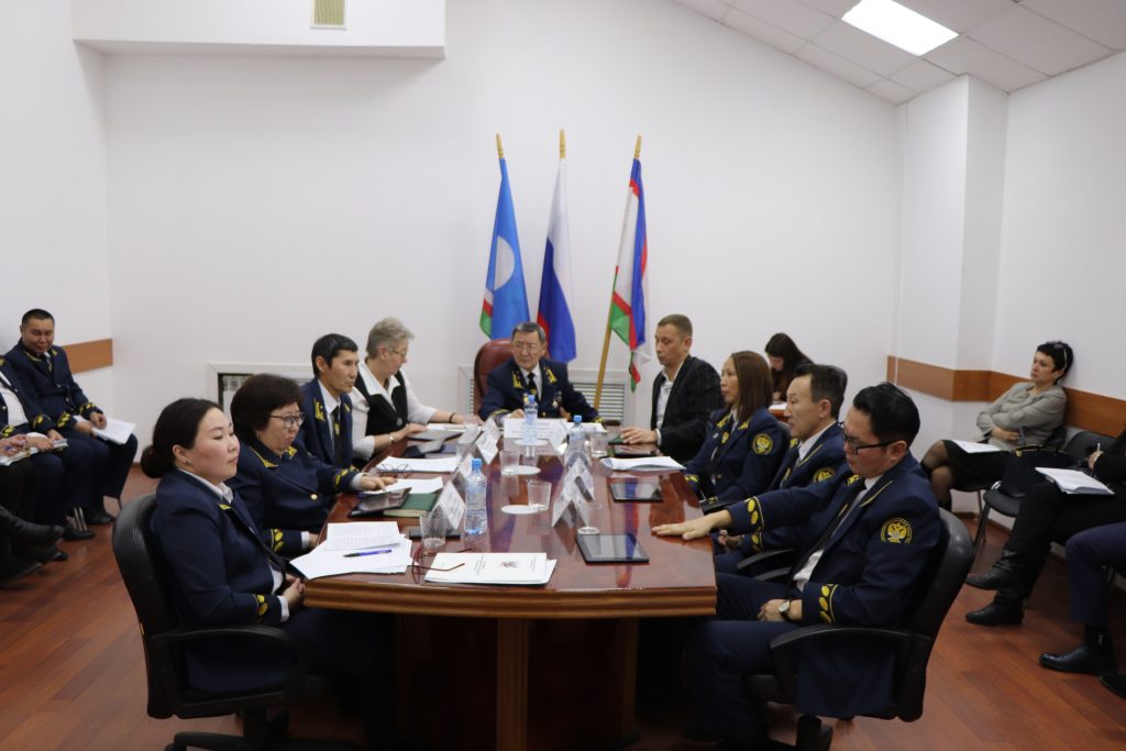 ФИНАНСОВЫЕ РЕВИЗОРЫ ЯКУТСКА РАССКАЗАЛИ ОБ ОЧЕРЕДНЫХ ПРОВЕРКАХ