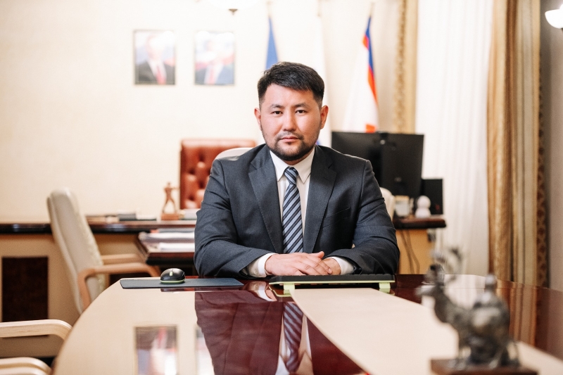 Мэр Якутска рассказал, как намерен победить вечные проблемы города – пыль и неблагоустроенность
