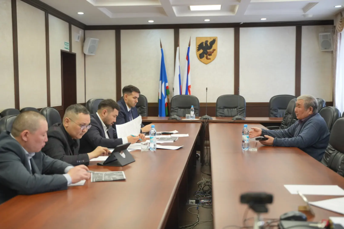 Евгений Григорьев провел личный прием граждан 30 марта