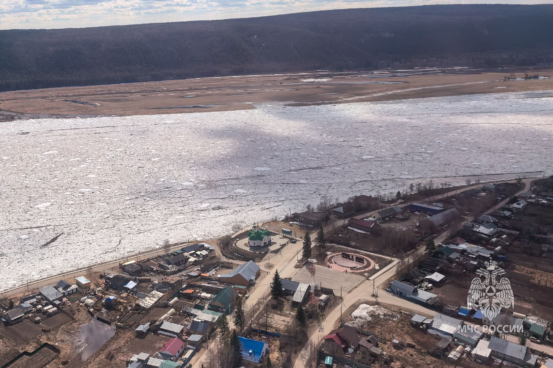 Вскрытие реки Лена осуществилось на двое суток позже среднемноголетних значений