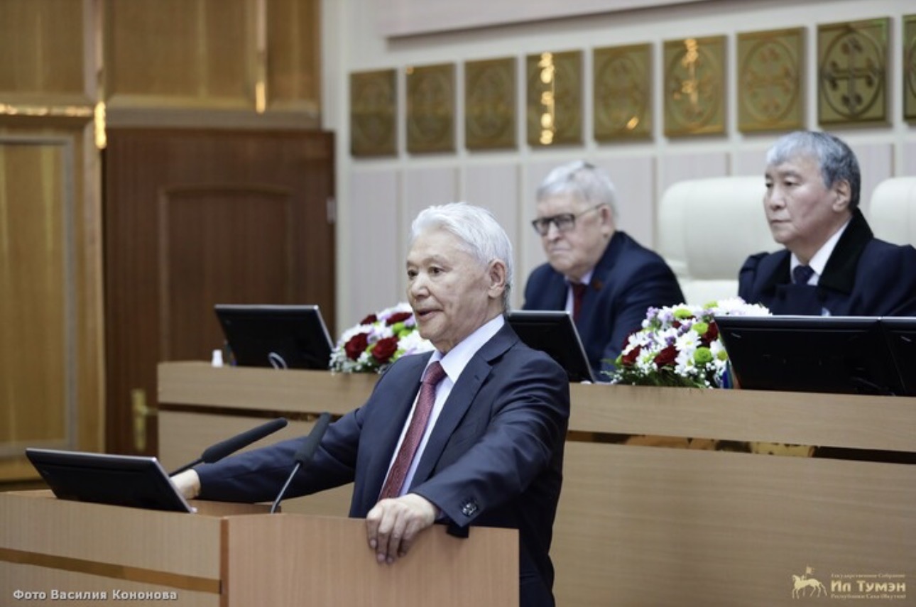 Память Первого Президента Республики Саха (Якутия) Михаила Ефимовича Николаева почтут в Хангаласском улусе
