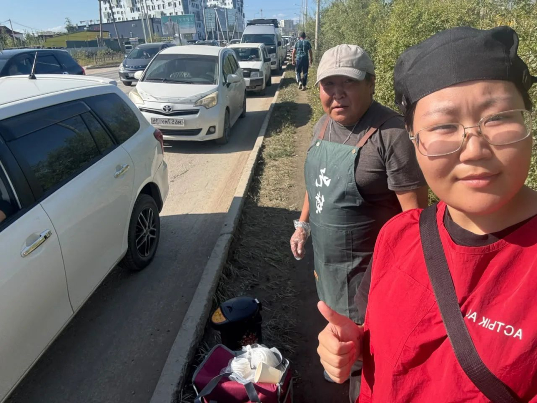 Питание для водителей в очередях обеспечивают шесть предприятий общепита